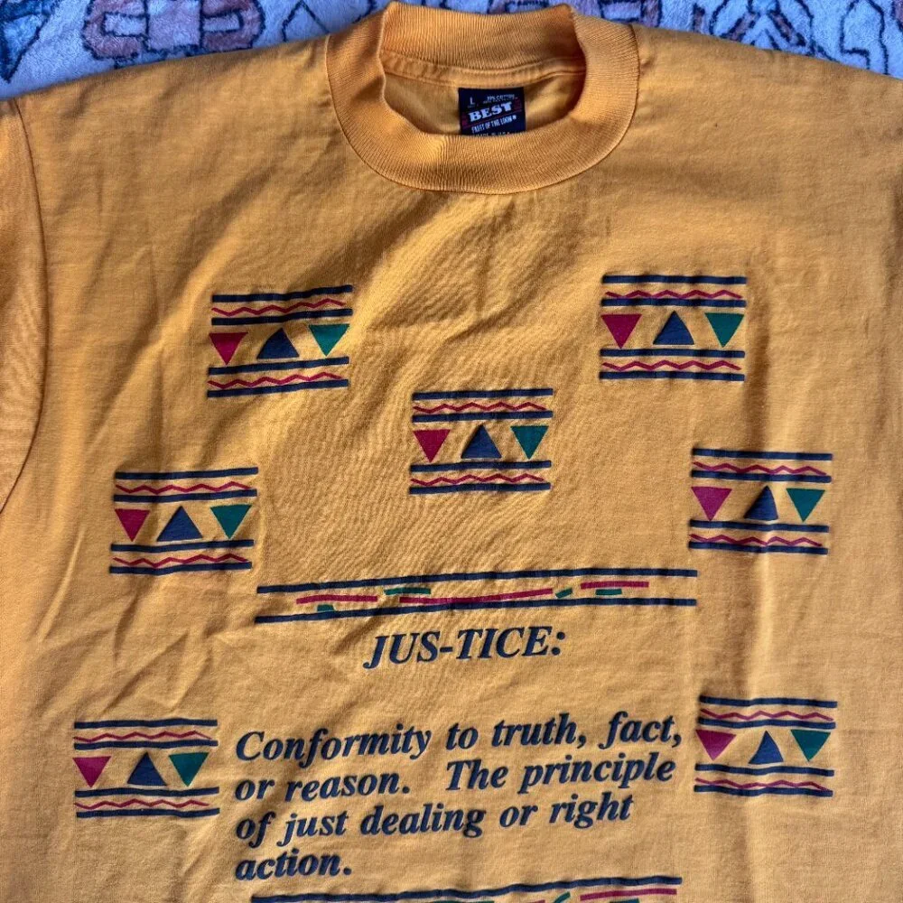 Vintage 90s Kente Style Justice Yellow Single Stitch T-Shirt - size Large - Picture 2 of 4